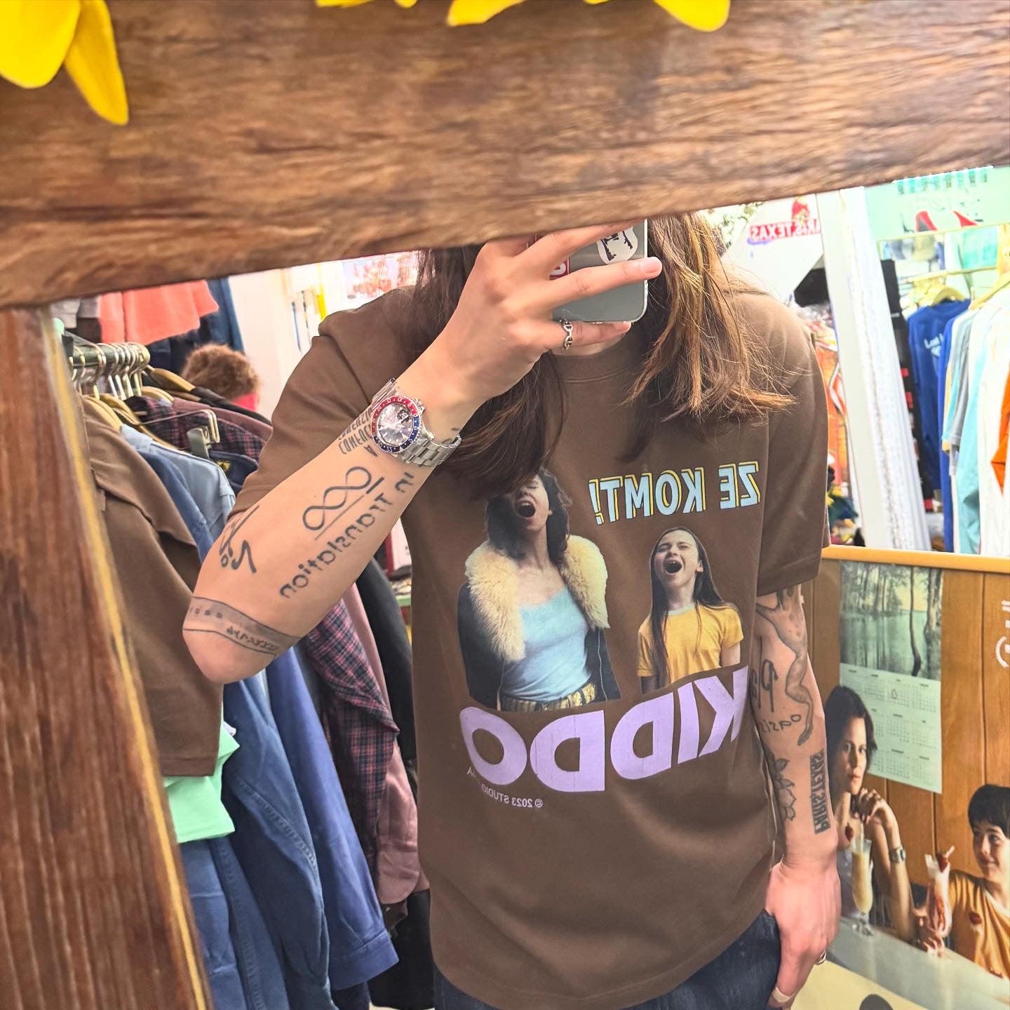 × KIDDO / ZE KOMT! T-shirt ~BROWN【SCENE0】
